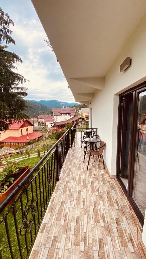 Casa Dintre Brazi